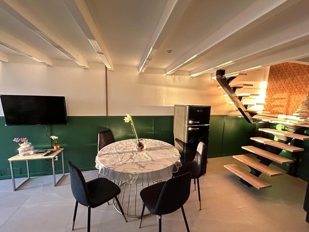 Appartamento Eden De Thau 1Ere Ligne Bouzigues Esterno foto